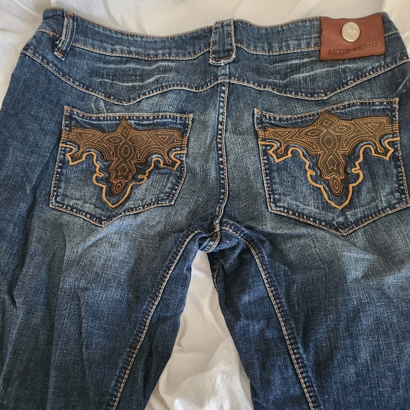 Jeans - Picture 3 of 7